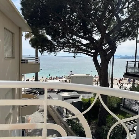 Provence-style Sea Across The Street * Antibes